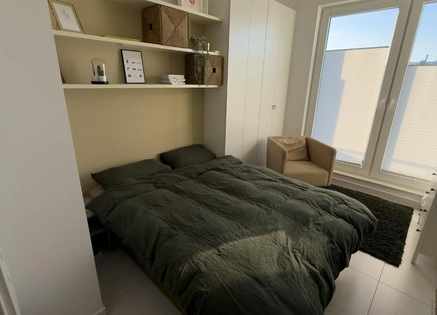ホームステイ Nahe Messe - Privates Gaestezimmer Mit Bad In Einer Wohnung ケルン ドイツ