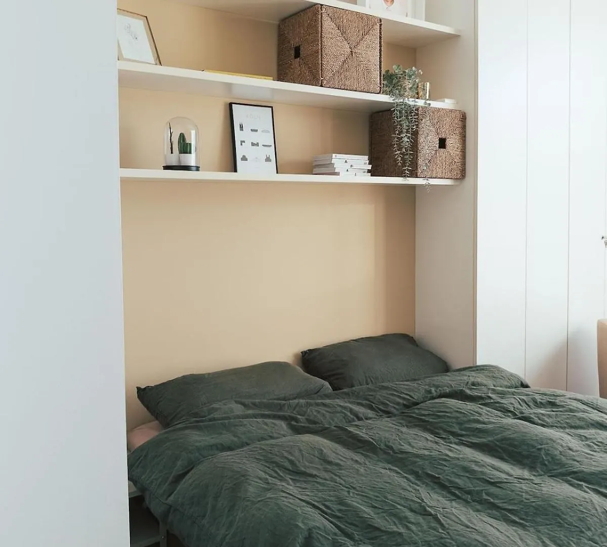 Nahe Messe - Privates Gaestezimmer Mit Bad In Einer Wohnung 쾰른 홈스테이